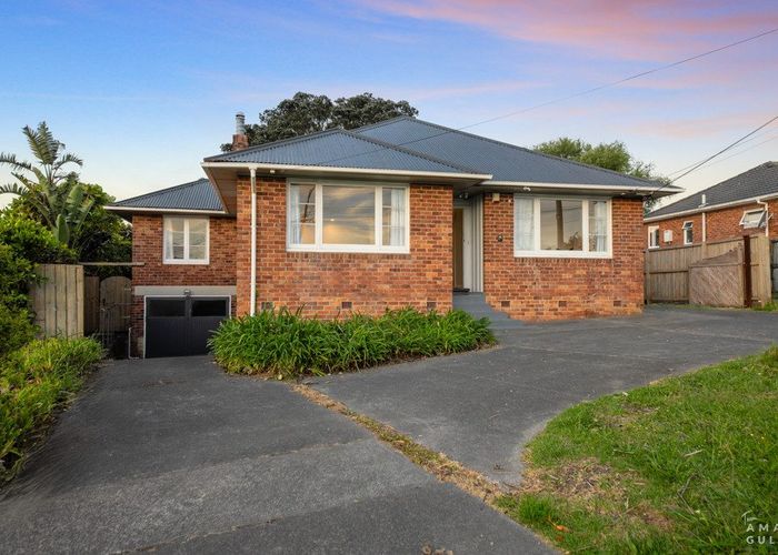  at 37 Savoy Road, Glen Eden, Waitakere City, Auckland