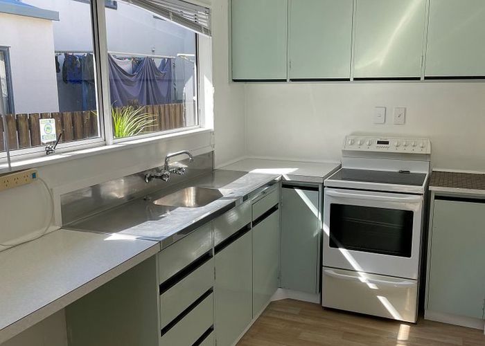  at 1/1004 Papamoa Beach Road, Papamoa Beach, Tauranga, Bay Of Plenty