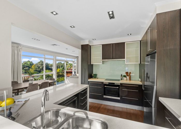  at 4/75 Hapua Street, Remuera, Auckland