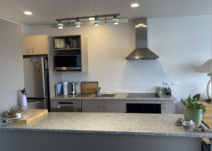  at 2/12 Inga Road, Milford, North Shore City, Auckland