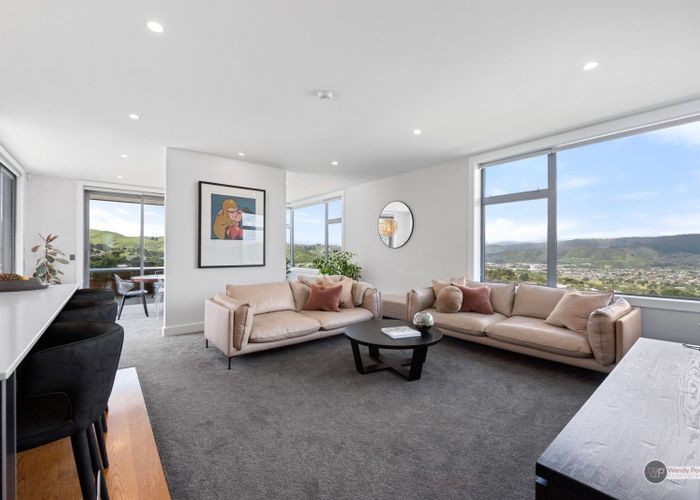  at 6 Winifred Way, Belmont, Lower Hutt