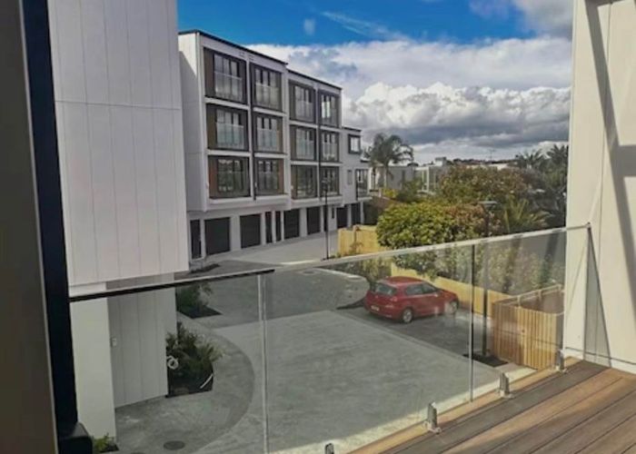  at 12/32 Karori Crescent, Orakei, Auckland City, Auckland