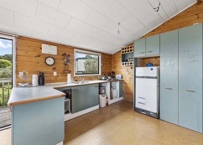  at 38 Ocean View Crescent, Rakino Island, Auckland