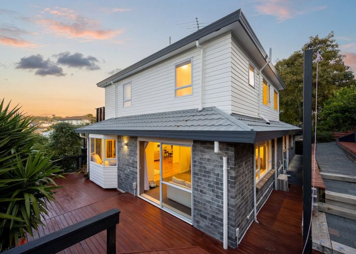  at 86 Crestview Place, Browns Bay, North Shore City, Auckland
