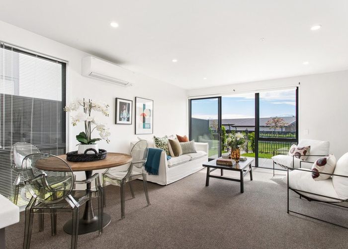  at 5 Wheatsheaf Lane, Heathcote, Christchurch City, Canterbury