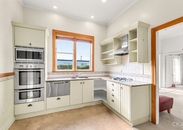  at 17 William Street, Petone, Lower Hutt, Wellington