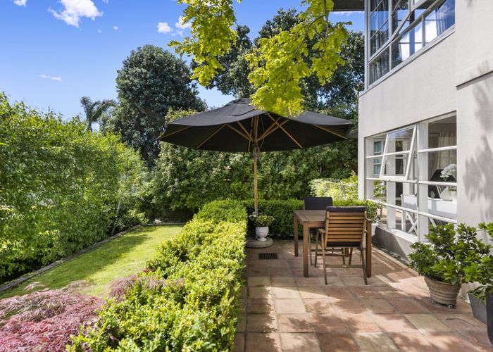  at 7 Bridgewater Road, Parnell, Auckland
