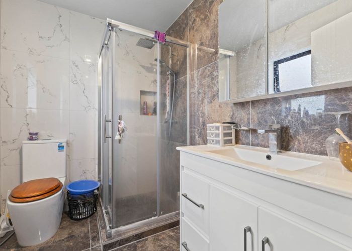  at 28a Poutini Place, Manurewa, Manukau City, Auckland