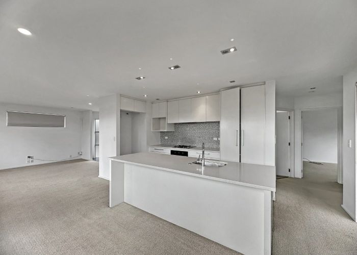  at 76 Alverston St, Waterview, Auckland City, Auckland