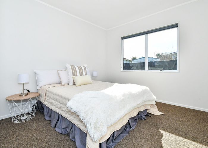  at 1/5 Navigator Place, Papatoetoe, Auckland