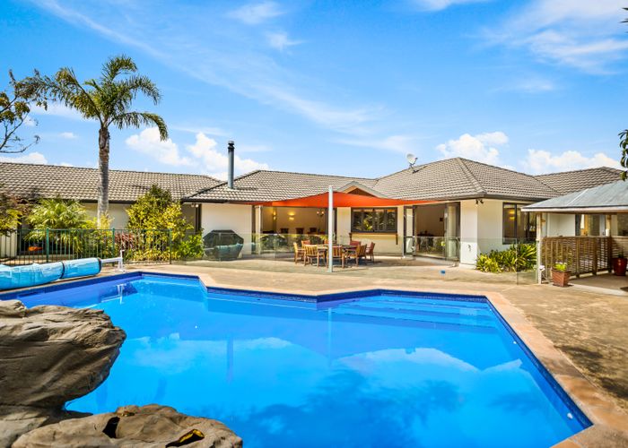  at 34 Oakford Park Crescent, Greenhithe, Auckland
