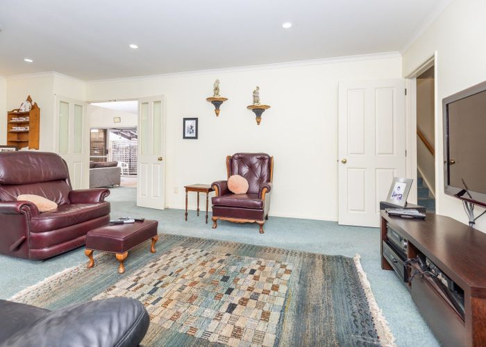  at 1427 River Road, Flagstaff, Hamilton
