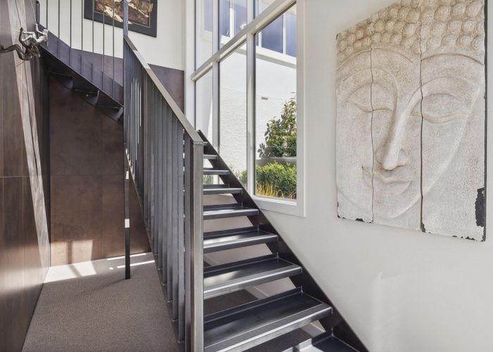  at 6 Leven Street, Roslyn, Dunedin