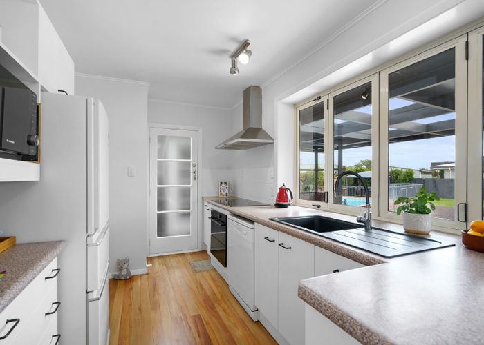  at 10 Glover Street, Cambridge, Waipa, Waikato