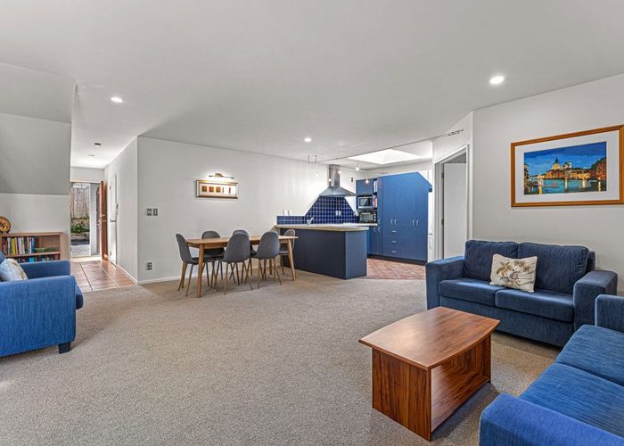  at 3/24 Wernham Place, Northcote, North Shore City, Auckland