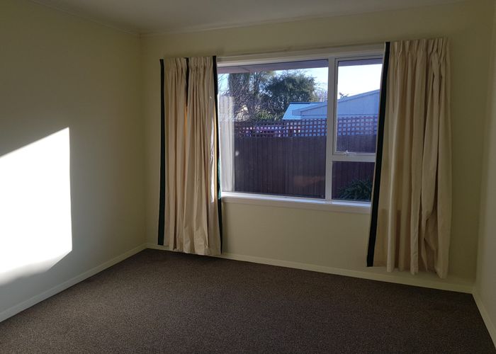  at 2/480 Worcester Street, Linwood, Christchurch City, Canterbury