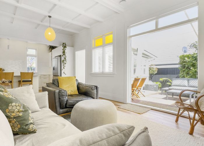  at 1/1471 Great North Road, Waterview, Auckland