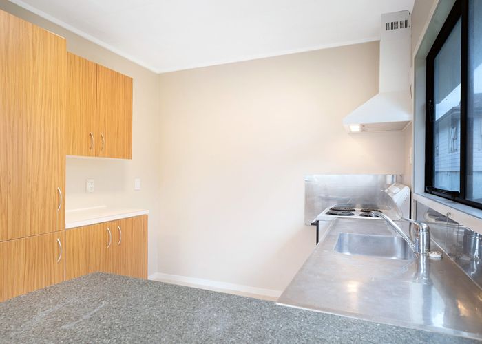  at 1/64 Solar Road, Glen Eden, Auckland