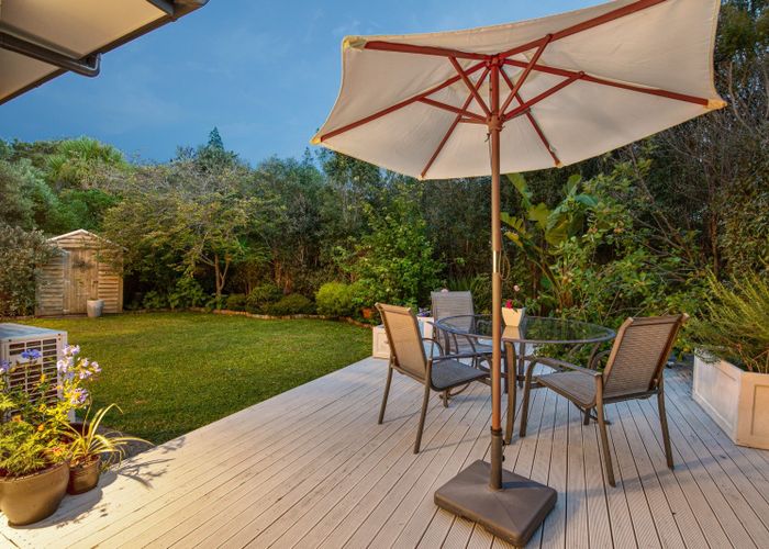  at 22 Bur Oak Terrace, Schnapper Rock, North Shore City, Auckland