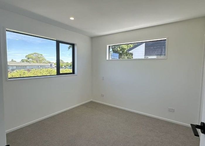  at 2/31 Somerset Crescent, Spreydon, Christchurch City, Canterbury