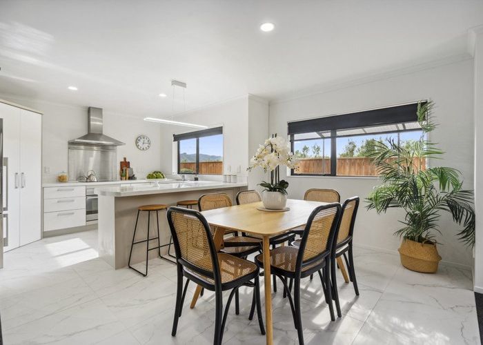  at 41 King Charles Drive, Kingsley Heights, Upper Hutt