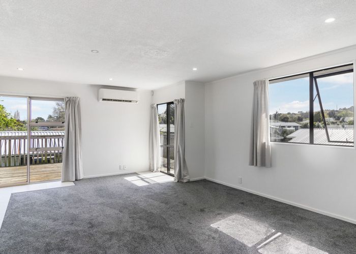  at 69A Redcrest Avenue, Papakura, Papakura, Auckland