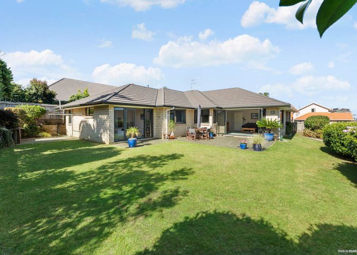  at 26 Manara Place, The Gardens, Auckland