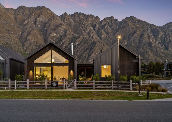  at 10 Taurus Lane, Jacks Point, Queenstown-Lakes, Otago
