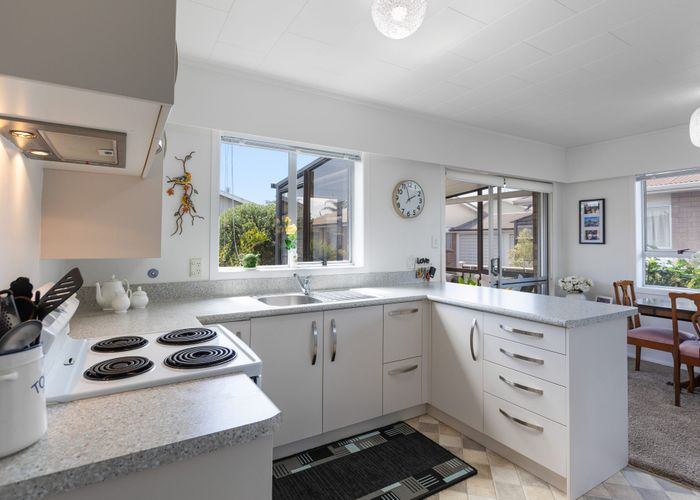  at 1/6 Webster Street, Westown, New Plymouth, Taranaki