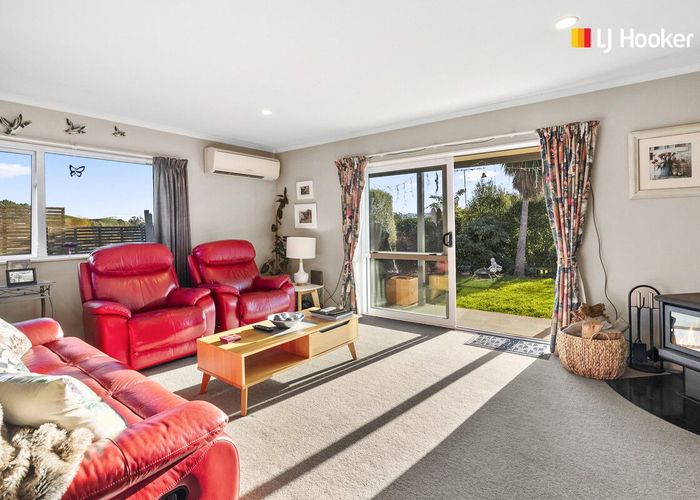  at 8 Chatham Street, Waihola