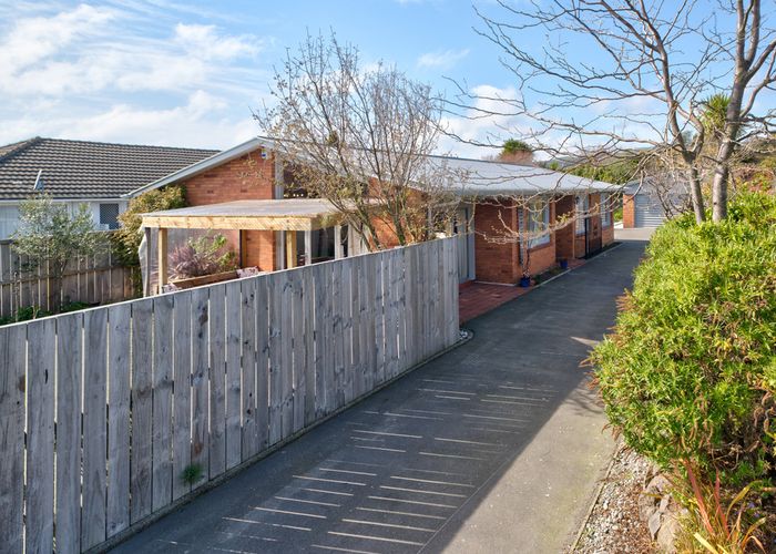 Free property data for 82 Roberta Drive, Somerfield, Christchurch