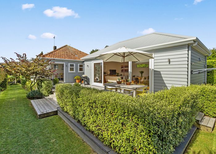  at 46 Tahapa Crescent, Meadowbank, Auckland