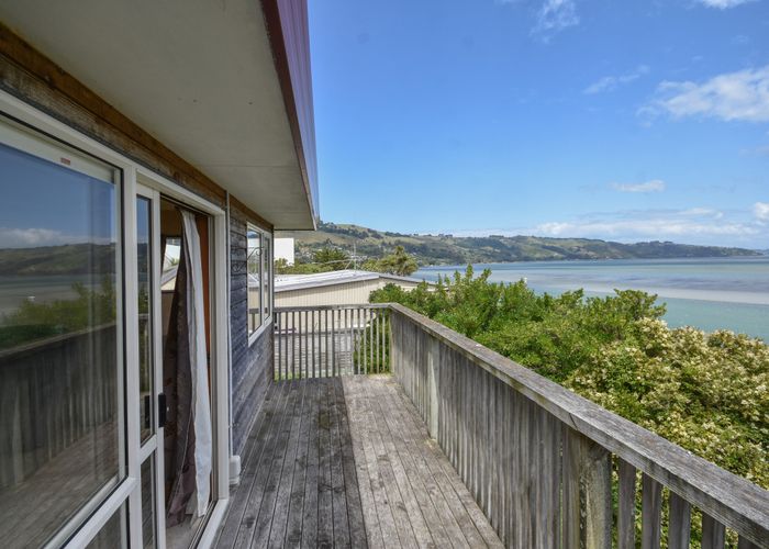  at 20 Bayne Terrace, Macandrew Bay, Dunedin