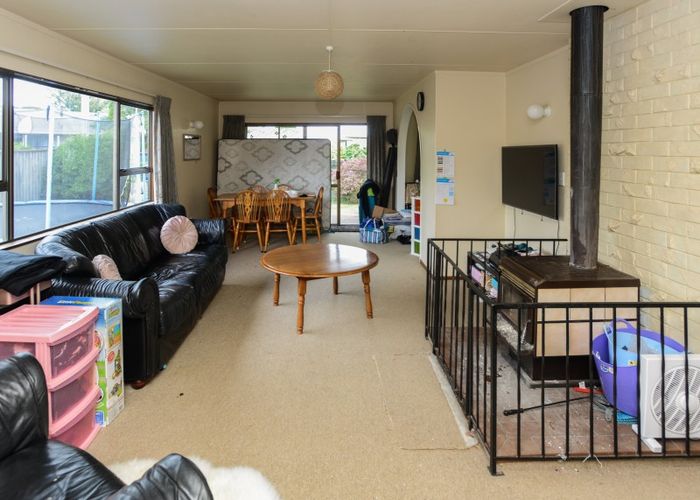  at 12 Lake Street, Takapau, Takapau