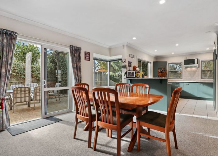 at 25 Farringdon Avenue, Rototuna North, Hamilton