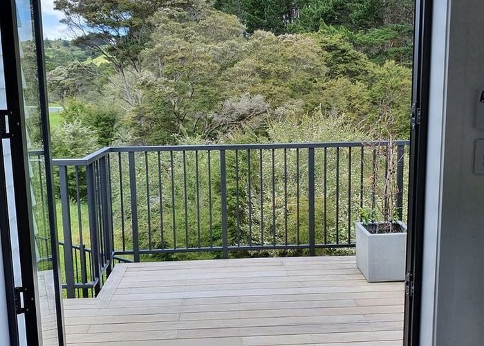  at 11 Arthur Wright Place, Maraetai, Manukau City, Auckland