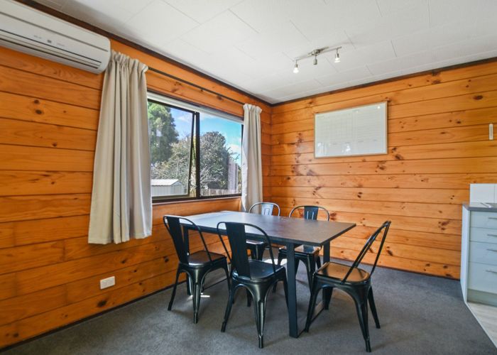  at 2 Bay Grove, Pukehangi, Rotorua