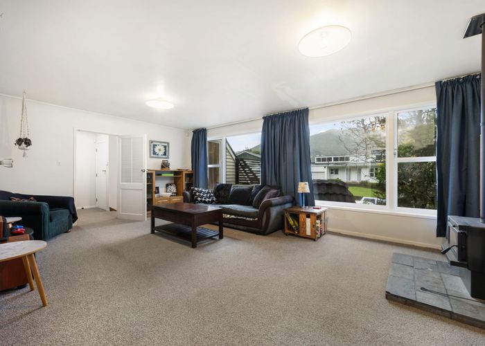  at 7 Astor Street, Karori, Wellington, Wellington