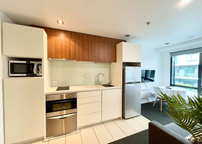  at 211/2 Dockside Lane, Auckland Central, Auckland