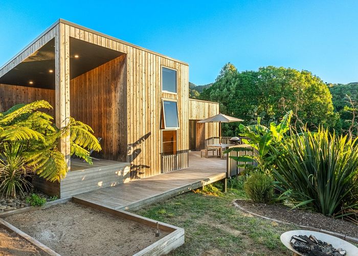  at 164 Surrey Hill Road, Kaitake