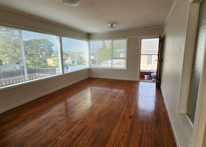  at 1/35 Felton Mathew Avenue, St Johns, Auckland