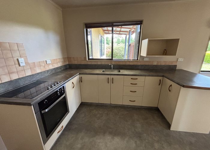  at 77 Hoddy Road, Redwood Valley, Richmond