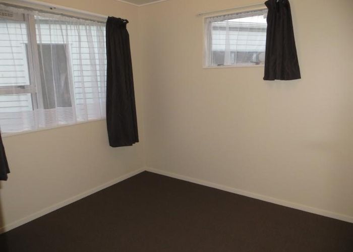  at 32 Meadowbrook Drive, Cloverlea, Palmerston North