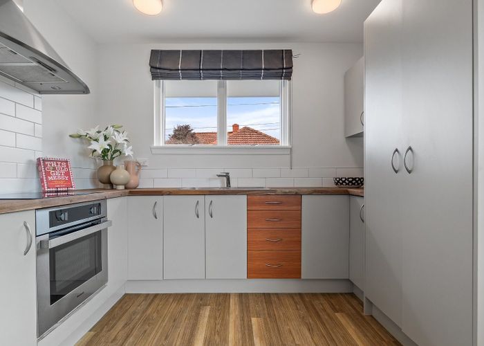  at 2/29 Wainoni Road, Wainoni, Christchurch