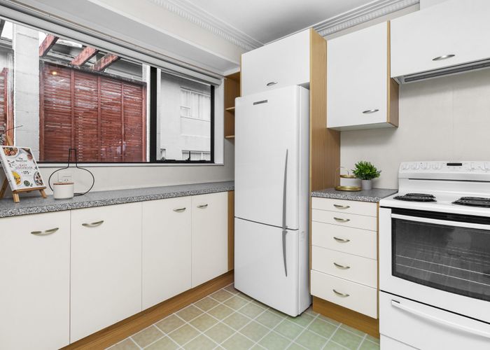  at 2/15 Clarke Road, Onehunga, Auckland City, Auckland