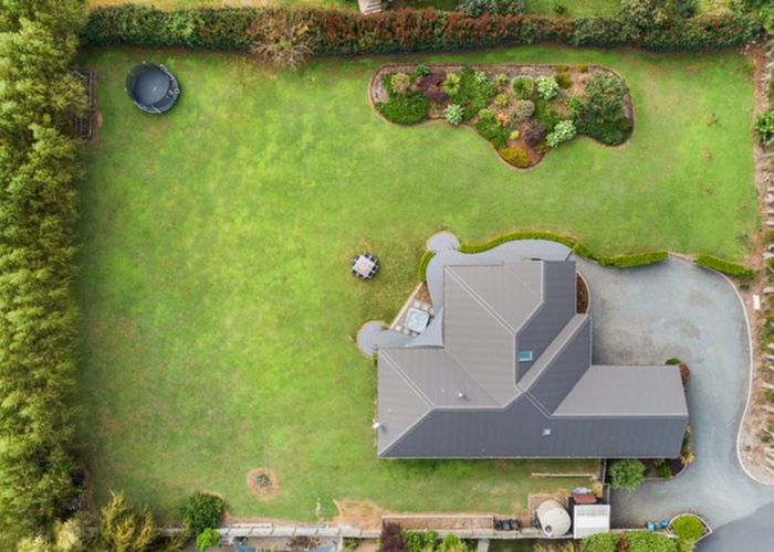  at 11 Twin Oak Avenue, Papamoa Beach, Papamoa