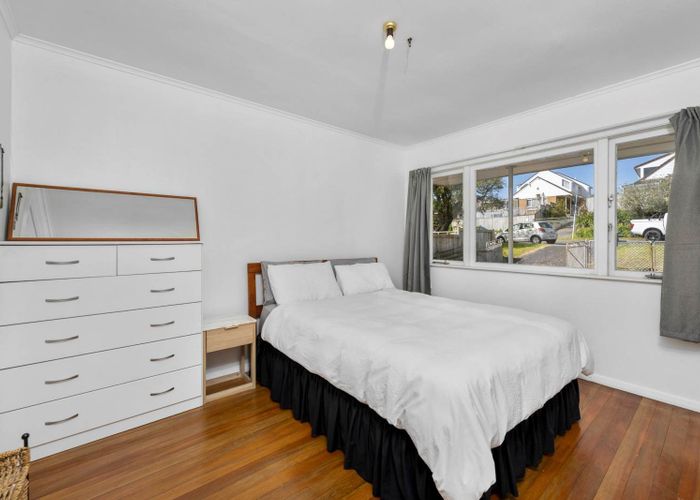  at 6 Batkin Road, New Windsor, Auckland City, Auckland