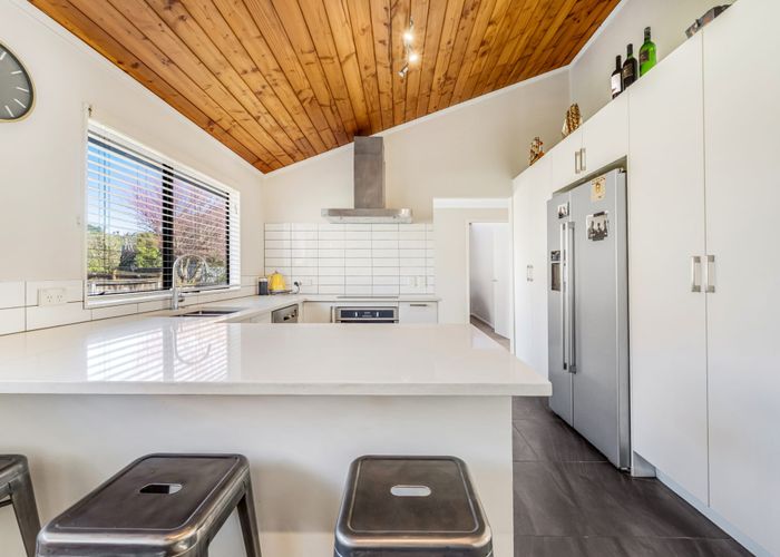  at 2/153 Whitford Road, Somerville, Manukau City, Auckland