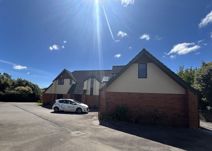  at 86 & 86A Joseph Banks Drive, Whitby, Porirua, Wellington