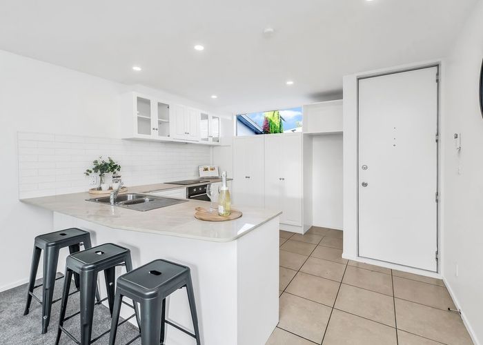  at 4/1010 Colombo Street, St. Albans, Christchurch City, Canterbury